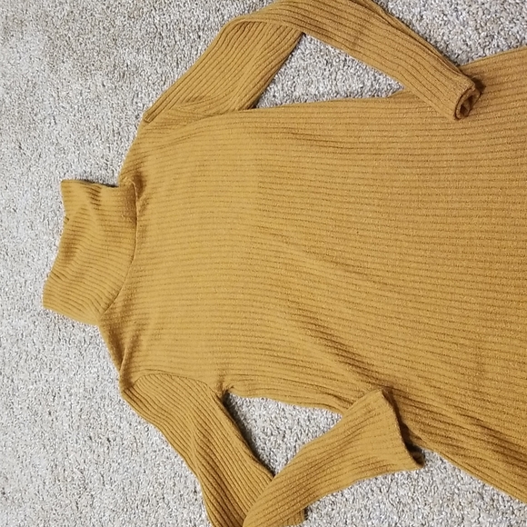 Dark orange turtle-neck dress, size Small, brand unknown - Picture 2 of 3